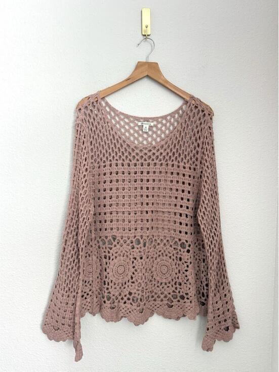 Versona Tops - Versona Whimsical Size Medium Crochet Knit Beach Lightweight Festival Longsleeve